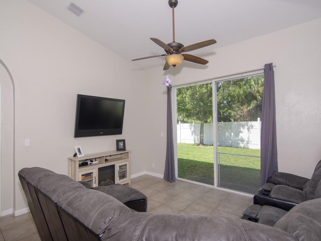 5753 Spanish River Road Fort Pierce, FL 34951 - Photo 17 of 35 MLS13