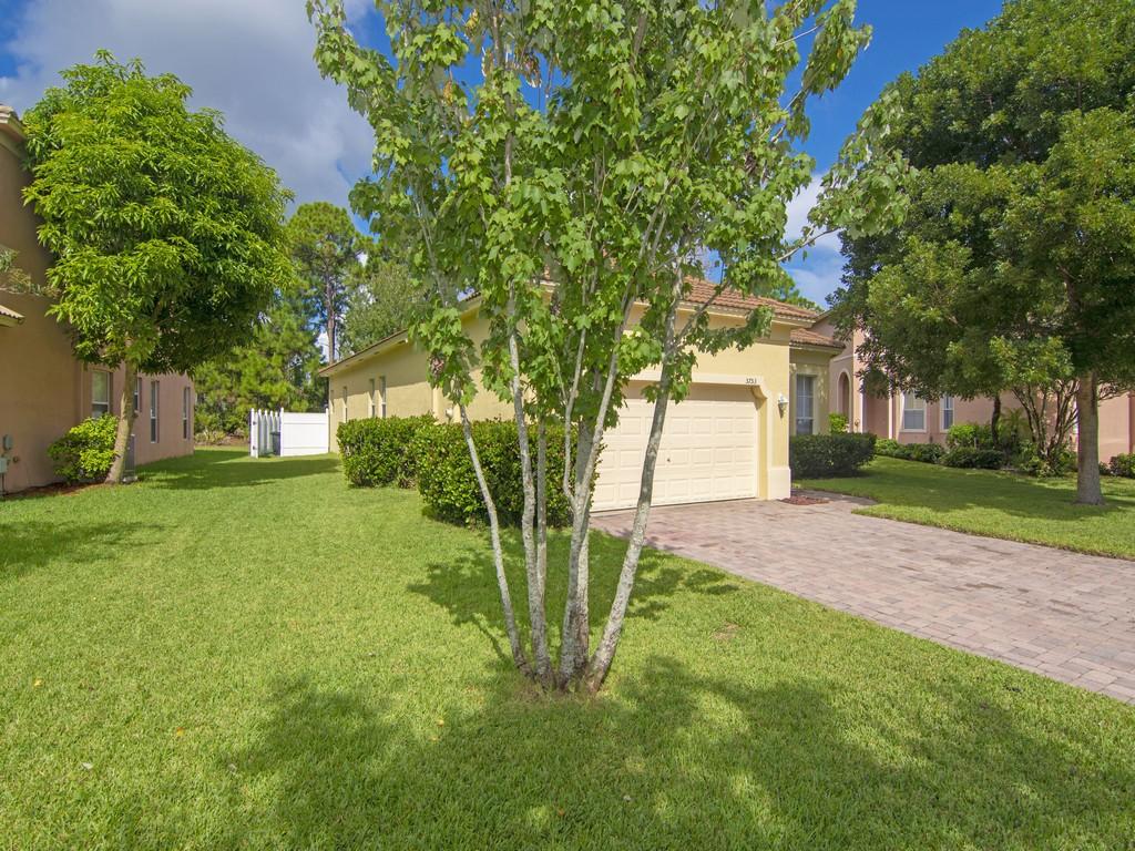 5753 Spanish River Road Fort Pierce, FL 34951 - Photo 4 of 35 MLS05