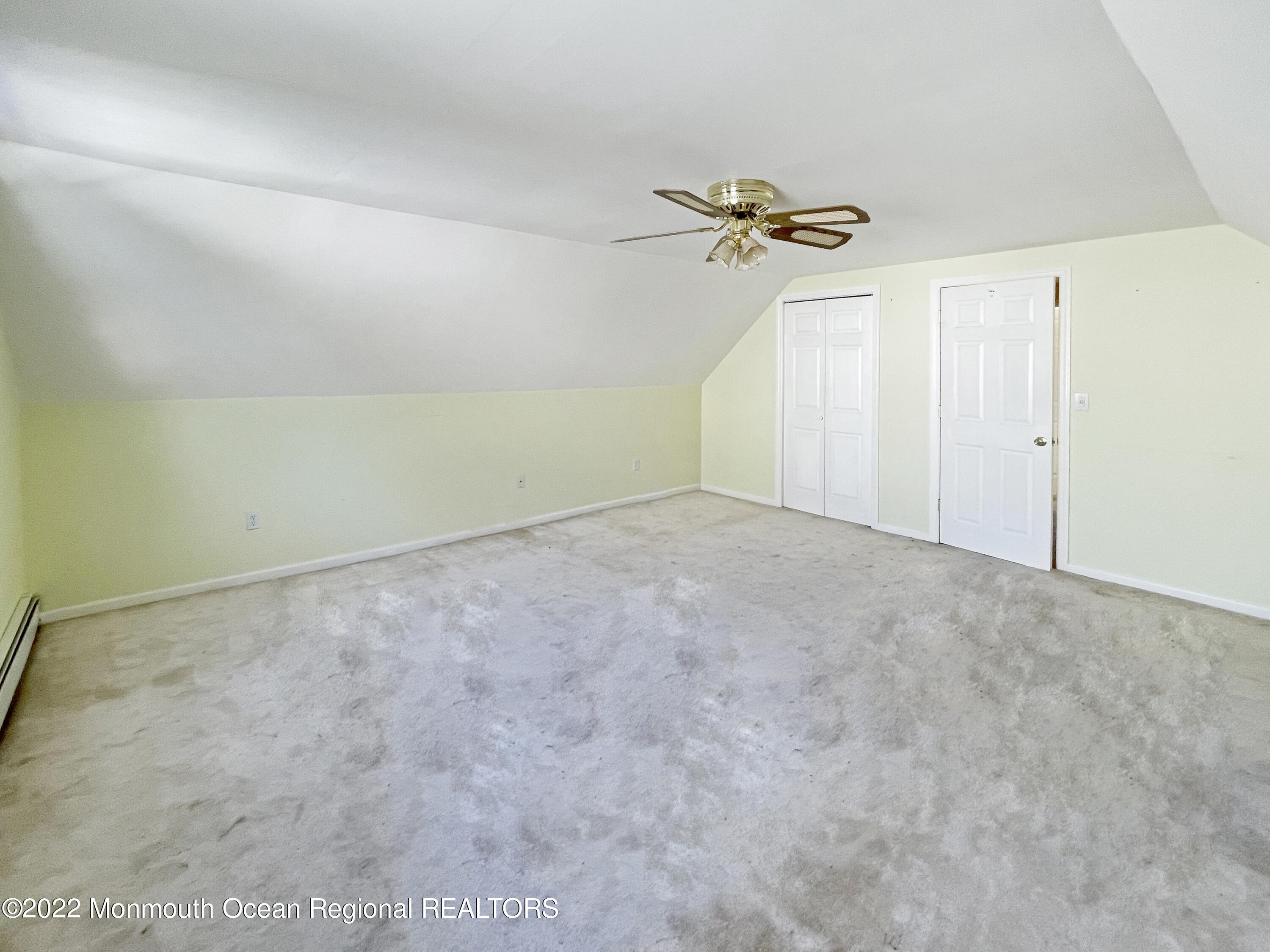 657 Lloyd Road Aberdeen, NJ 07747 - Photo 12 of 14 Photo Oct 18 2022, 3 26 19 PM
