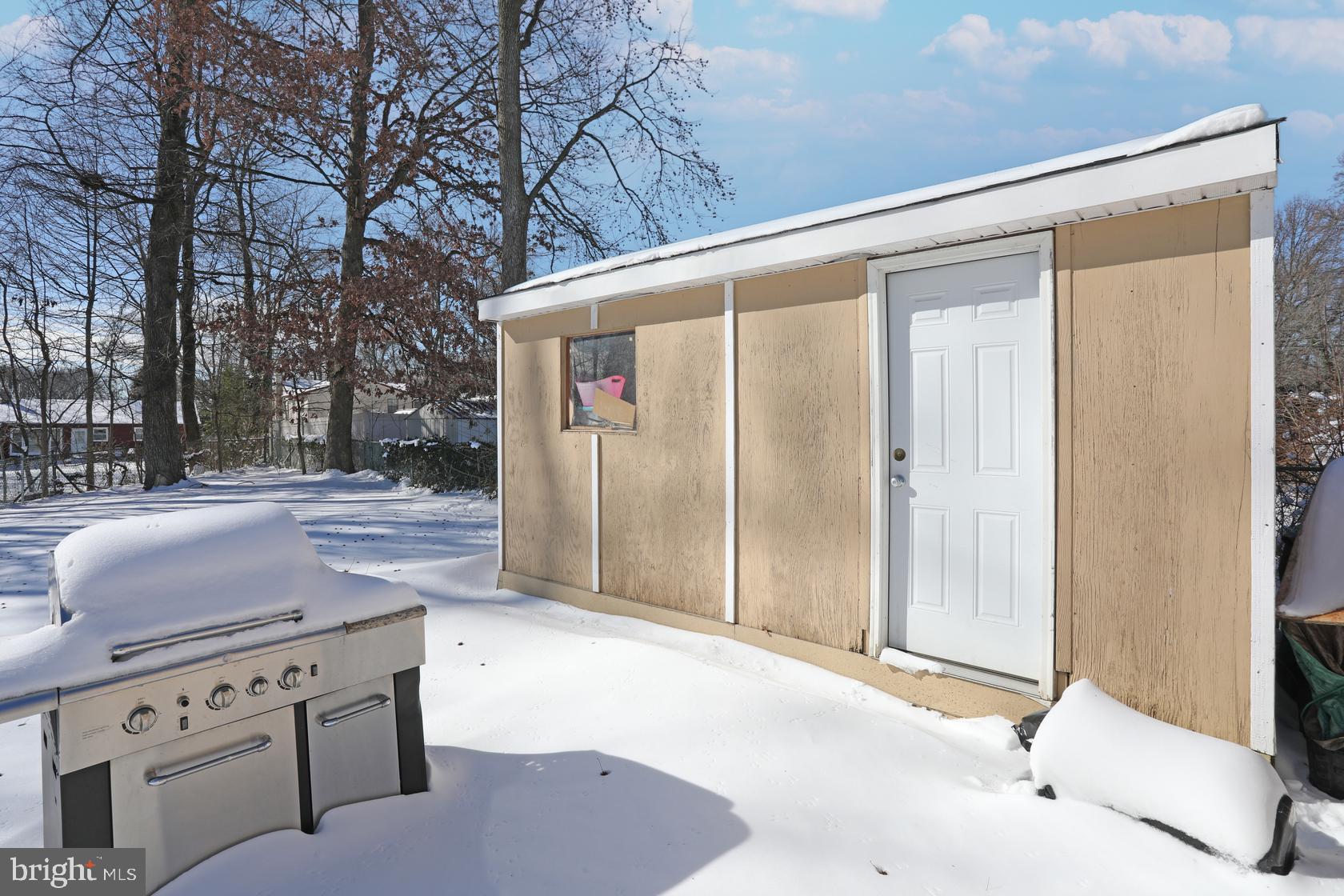 508 Estate Road Maple Shade, NJ 08052 - Photo 15 of 16 Shed in Yard