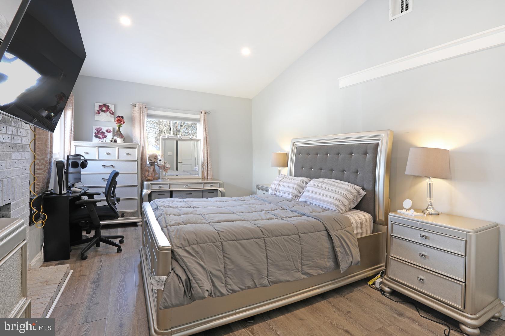 508 Estate Road Maple Shade, NJ 08052 - Photo 7 of 16 Primary Bedroom