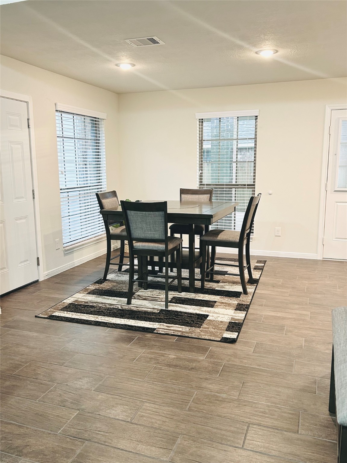 7114 Limestone Circle Manvel, TX 77578 - Photo 7 of 23 a dining room with furniture and window