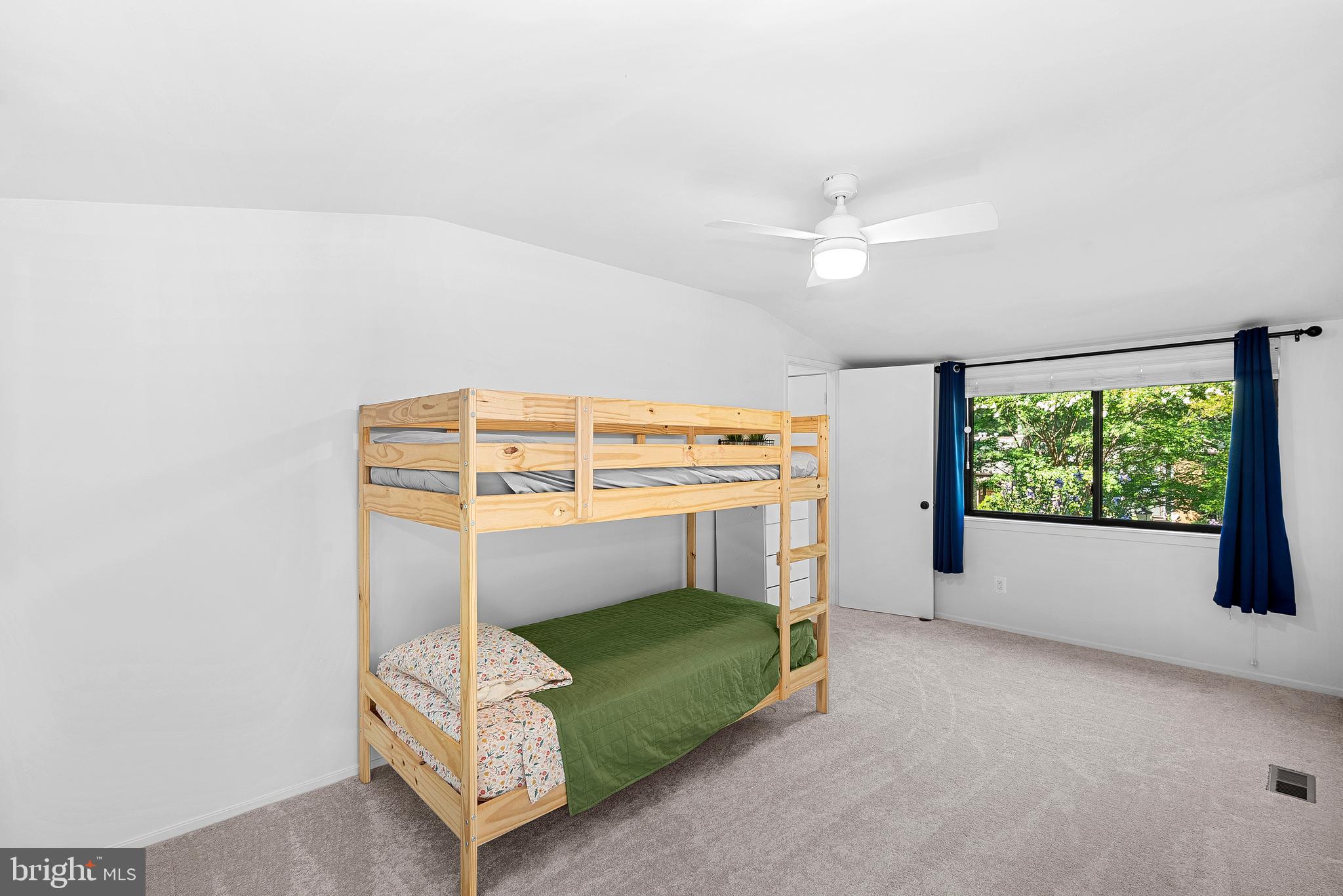 1629 Bentana Way Reston, VA 20190 - Photo 31 of 52 Gallery Image 31