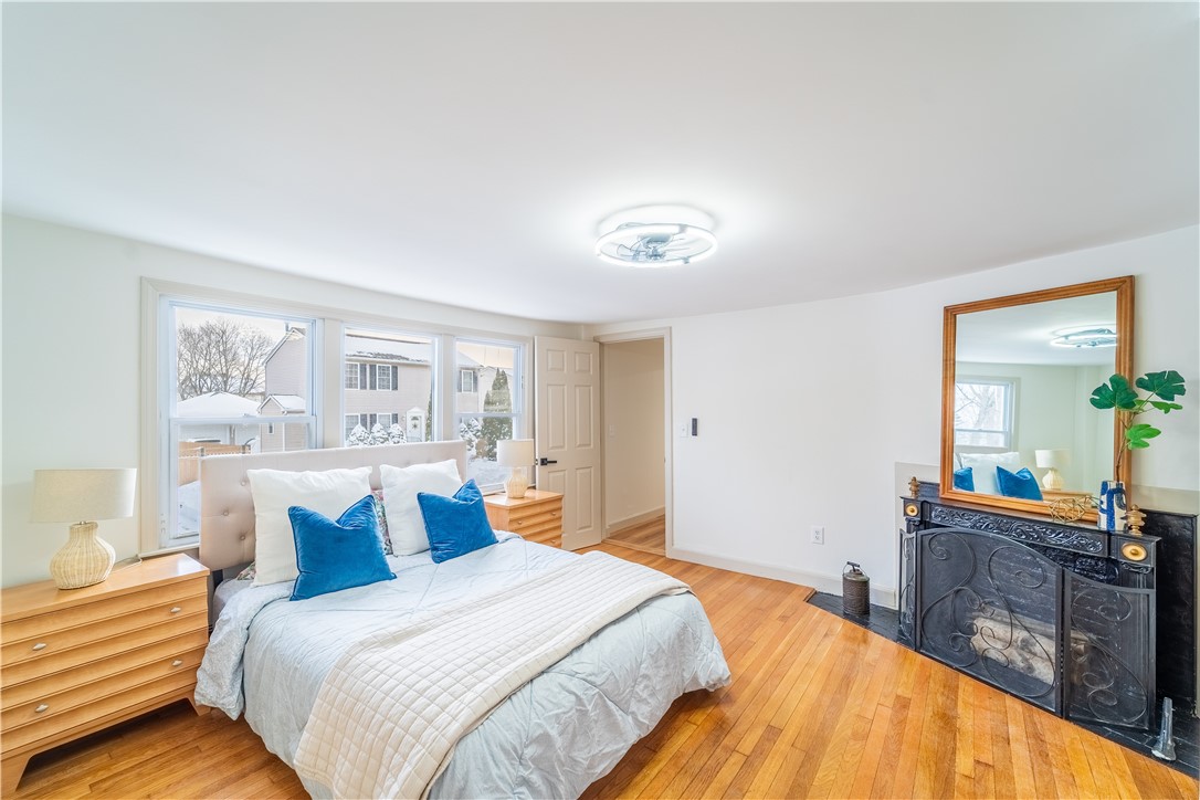 134 Dexter Street Cumberland, RI 02864 - Photo 9 of 34