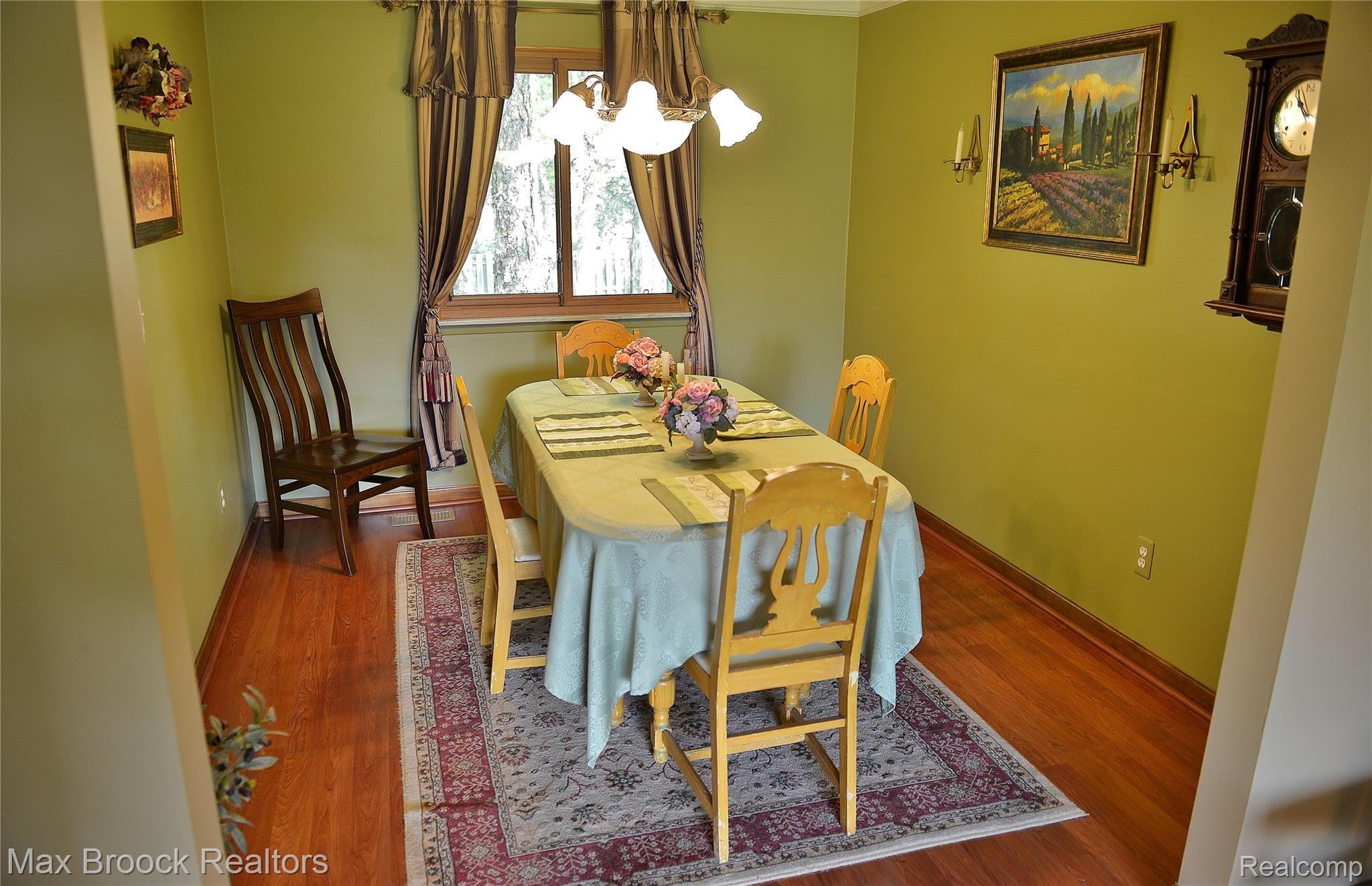 22 Foxboro Drive Rochester, MI 48309 - Photo 16 of 37 072.JPG