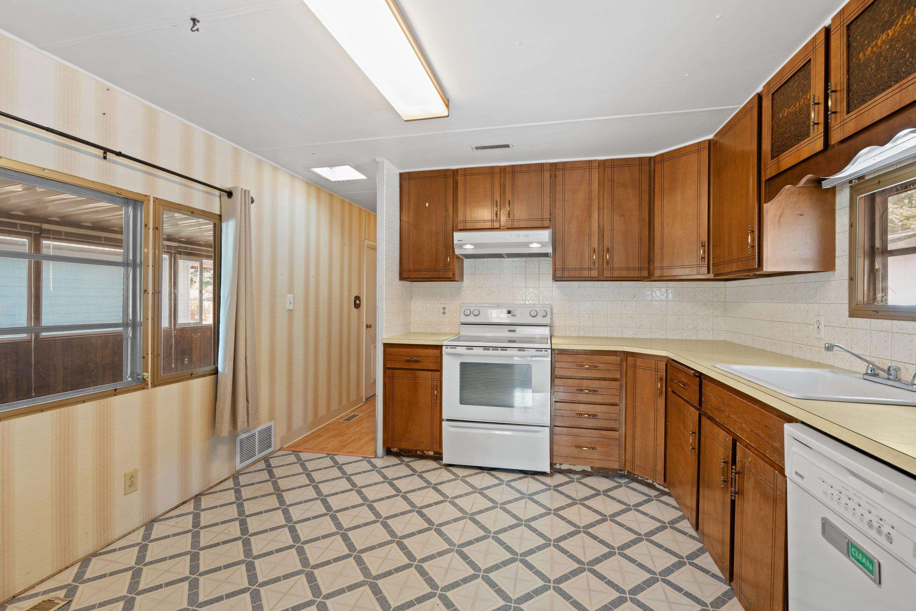 710 South Farr Road Spokane Valley, WA 99206 - Photo 15 of 38 Gallery Image 15