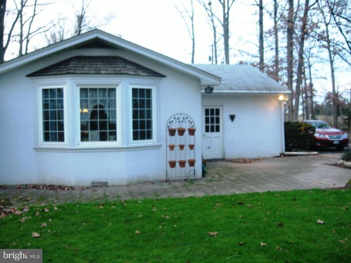 661 Derstine Road Hatfield, PA 19440 - Photo 5 of 21 Exterior Side