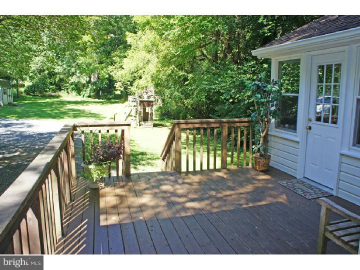 243 Fox Road Media, PA 19063 - Photo 15 of 25 Deck