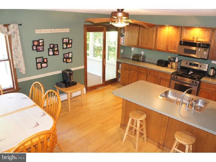 243 Fox Road Media, PA 19063 - Photo 10 of 25 Kitchen