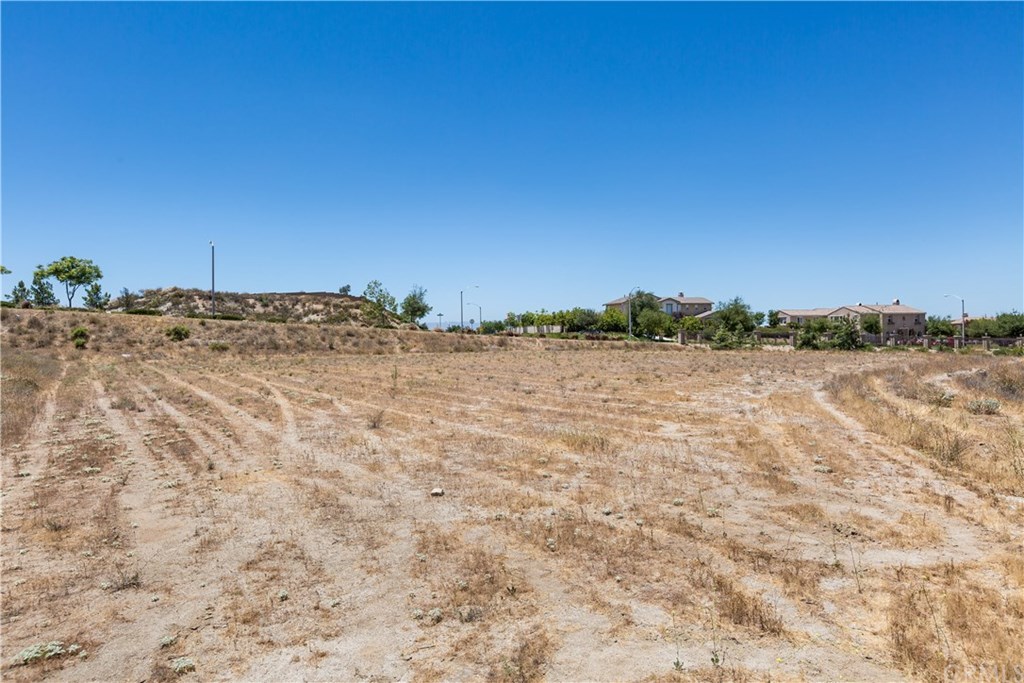 9 Spencer Riverside Ca Riverside, CA 92506 - Photo 3 of 4