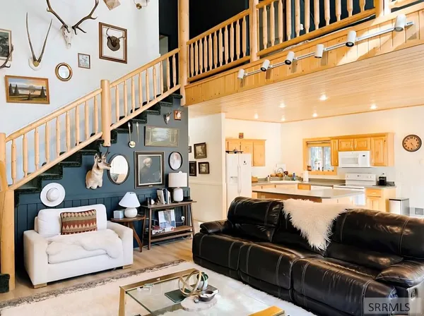 $949,900 | 3627 South Bills Island Loop Rd Island Park, Island Park, ID 83429
