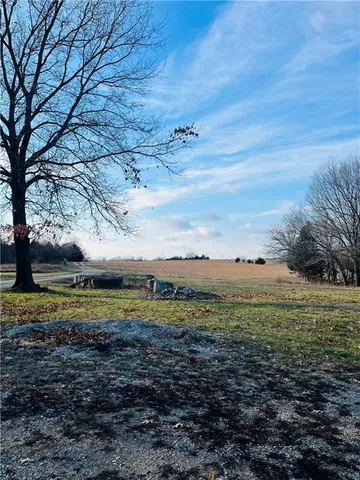 $3,600 | 5755 West 2400th Road, Parker, KS 66072