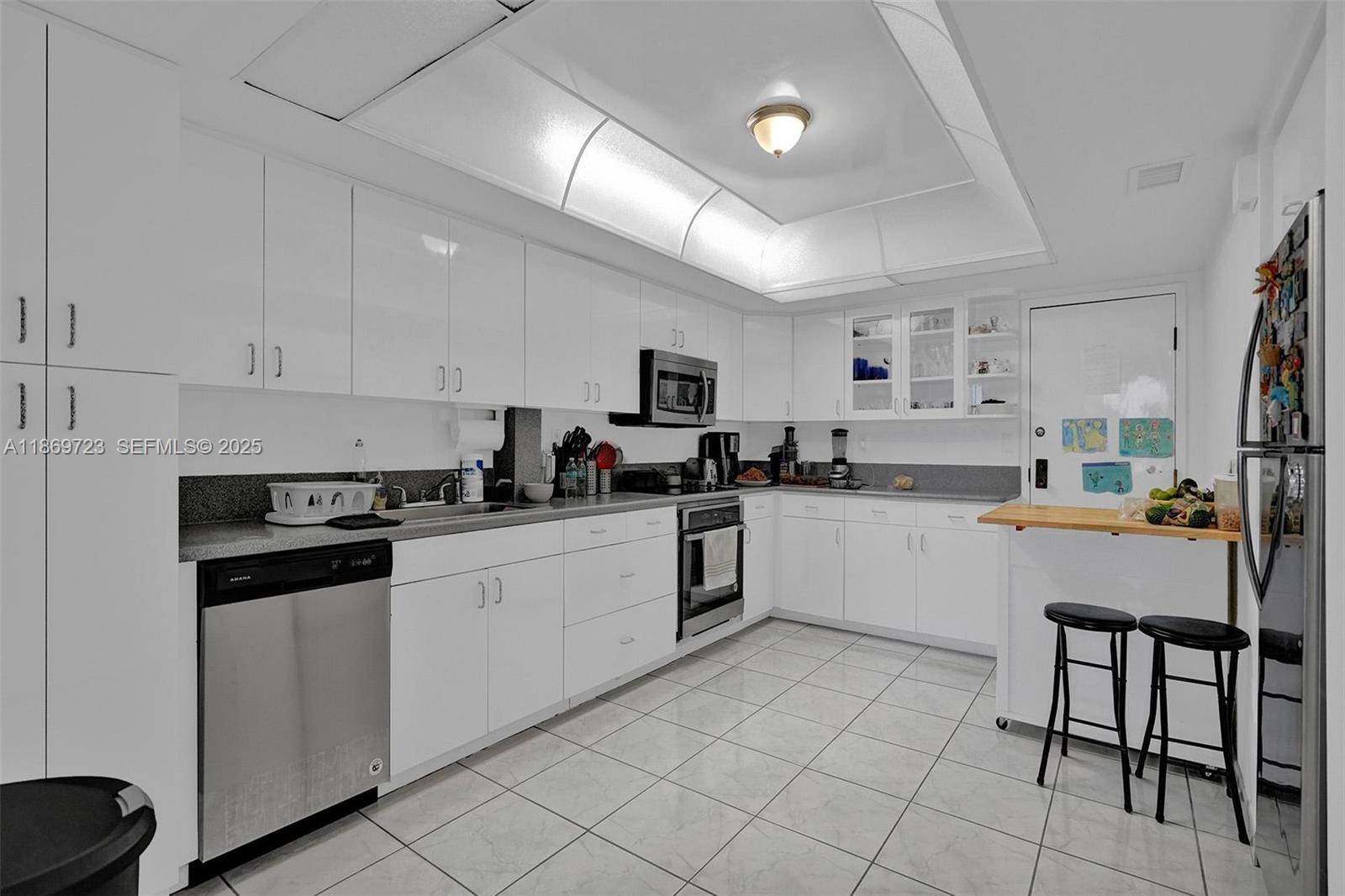 9300 Bay Harbor Terrace, Unit 4B Bay Harbor Islands, FL 33154 - Photo 2 of 30