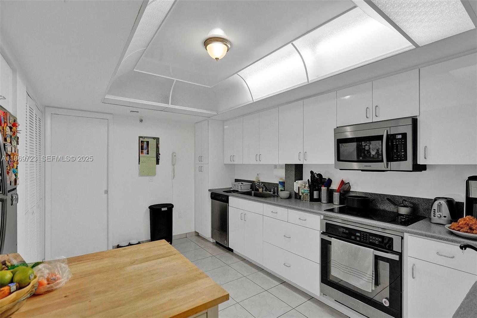 9300 Bay Harbor Terrace, Unit 4B Bay Harbor Islands, FL 33154 - Photo 3 of 30