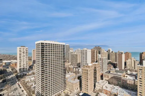 $325,000 | 1355 North Sandburg Terrace, Unit 2608, Chicago, IL 60610