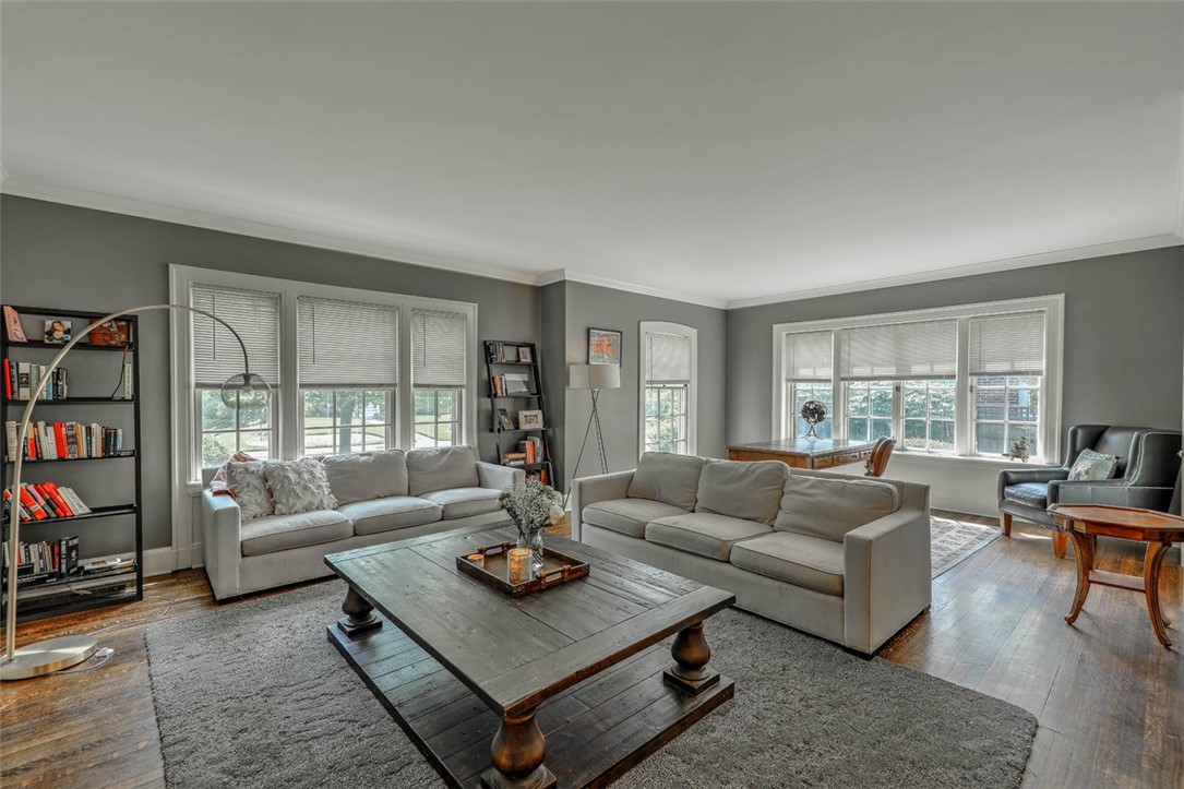 40 Grotto Avenue Providence, RI 02906 - Photo 14 of 47