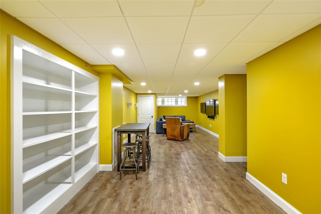 40 Grotto Avenue Providence, RI 02906 - Photo 36 of 47