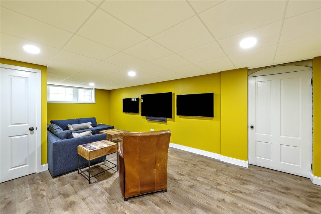 40 Grotto Avenue Providence, RI 02906 - Photo 37 of 47