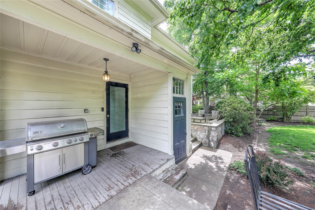 40 Grotto Avenue Providence, RI 02906 - Photo 40 of 47