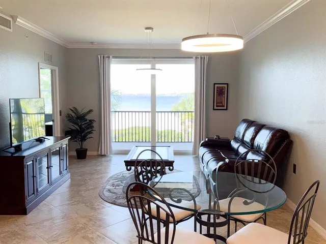 $4,000 | 920 Tidewater Shores Loop, Unit 205, Bradenton, FL 34208