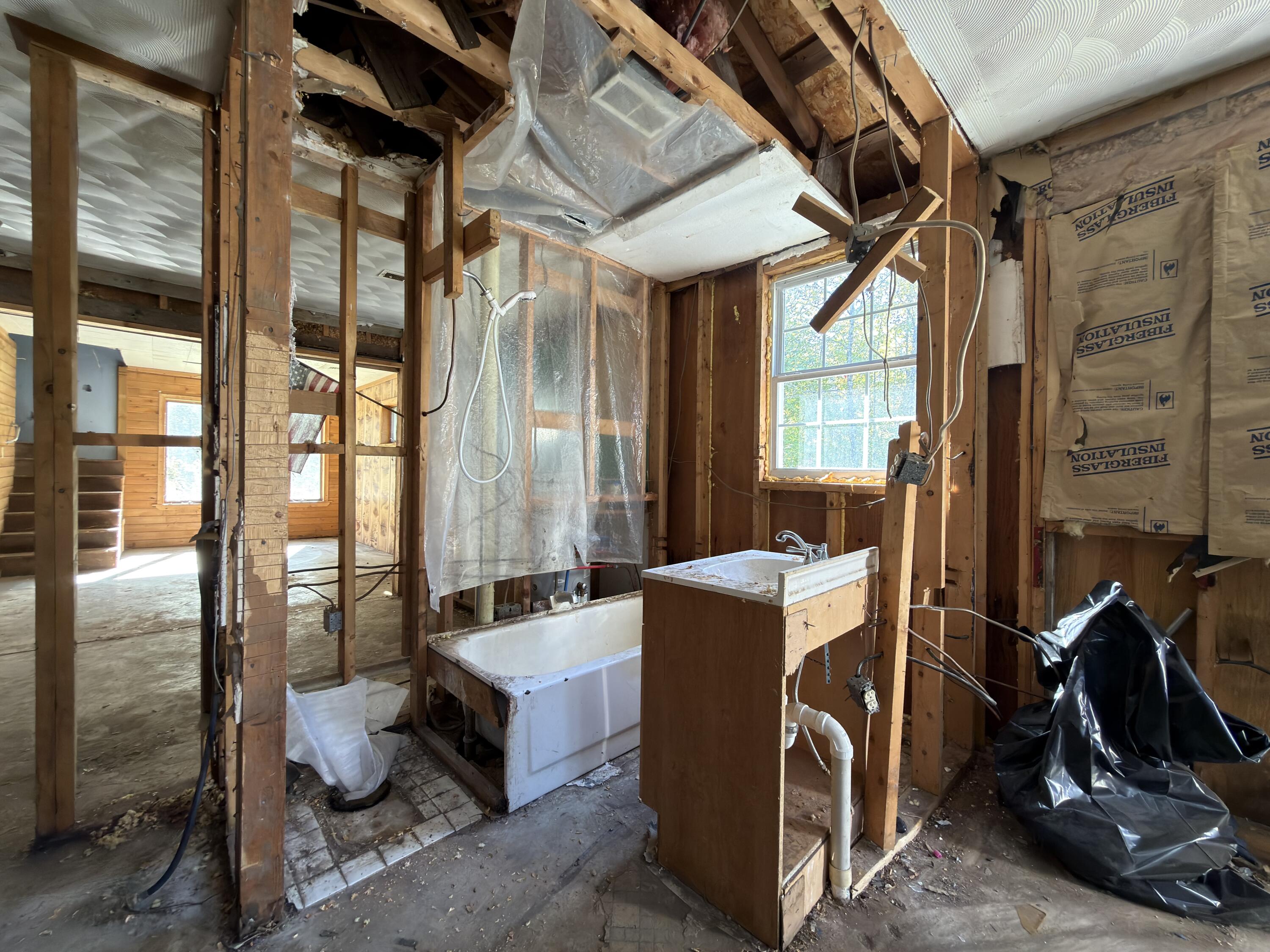 290 Carvell Road Mapleton, ME 04757 - Photo 5 of 18 IMG_6664