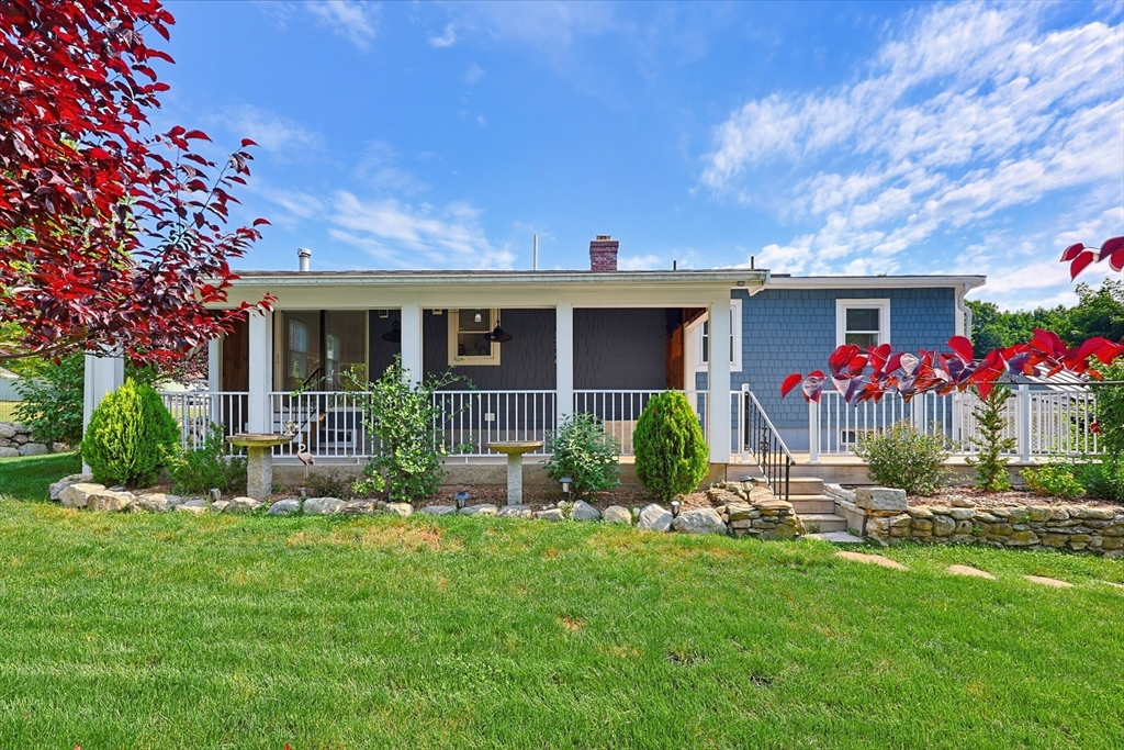 18 Prairie Avenue Bellingham, MA 02019 - Photo 2 of 42
