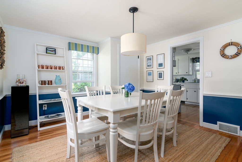 76 Dreamwold Road Scituate, MA 02066 - Photo 5 of 20 Gallery Image 5