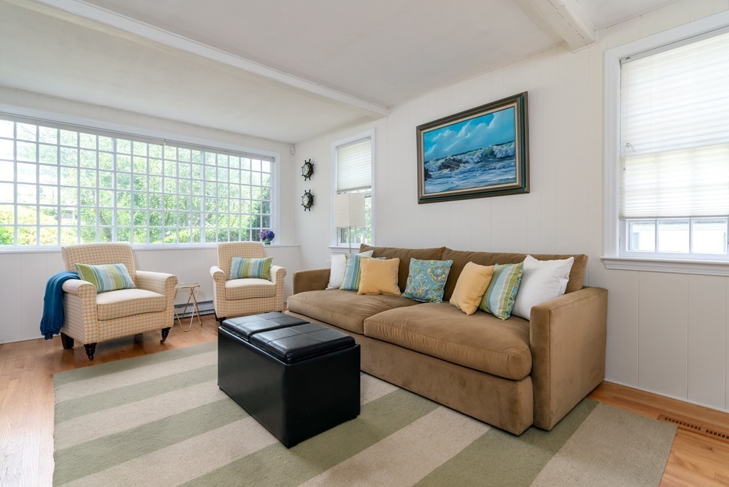 76 Dreamwold Road Scituate, MA 02066 - Photo 9 of 20 Gallery Image 9