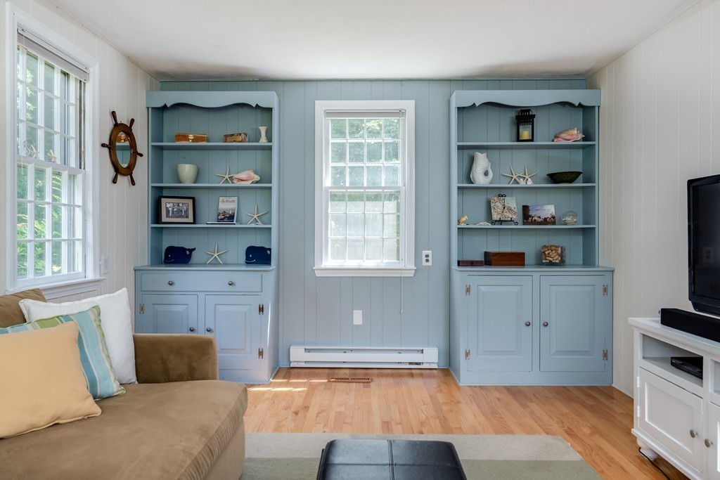 76 Dreamwold Road Scituate, MA 02066 - Photo 10 of 20 Gallery Image 10