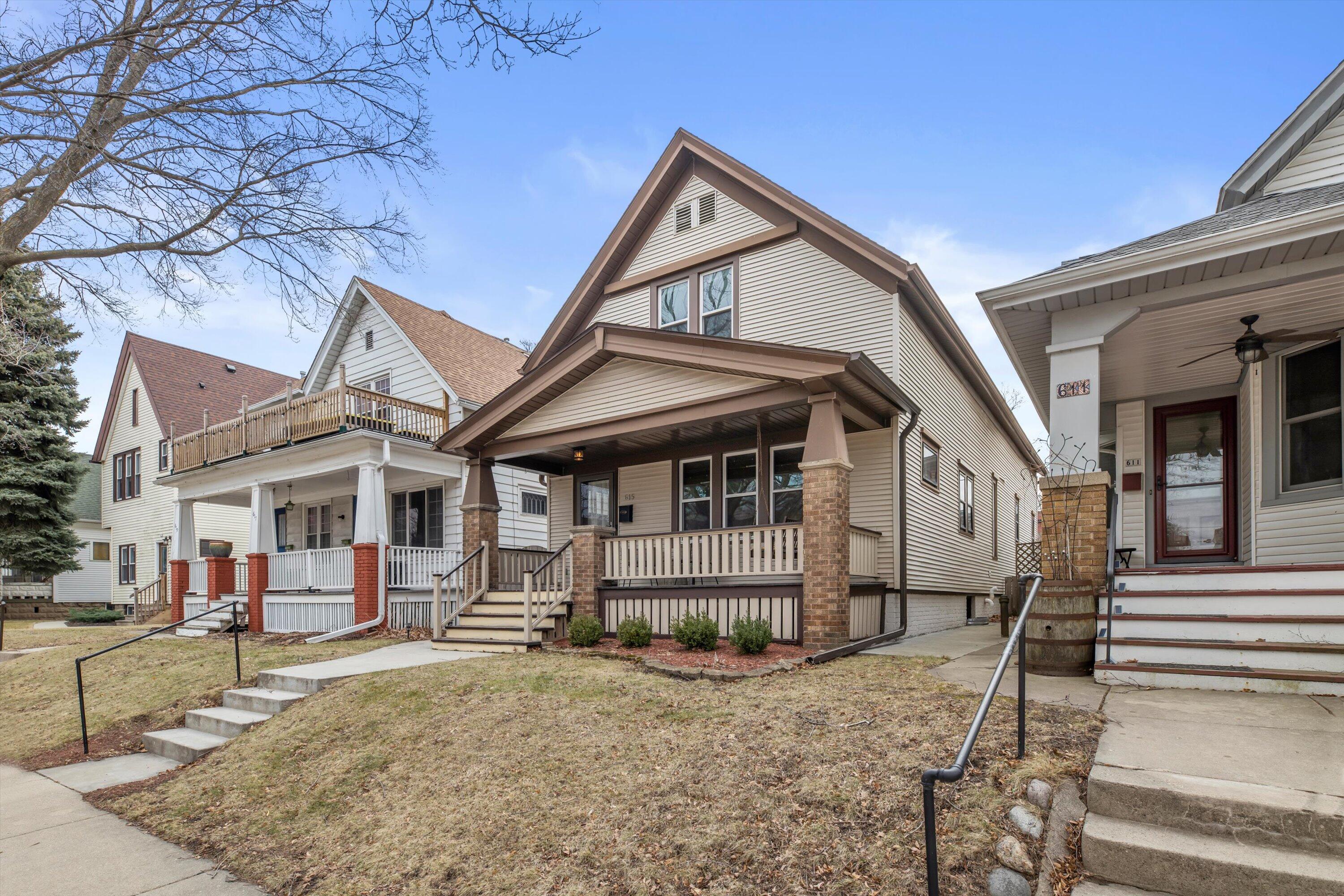 615 East Otjen Street Milwaukee, WI 53207 - Photo 2 of 63 615 E Otjen St, Milwaukee