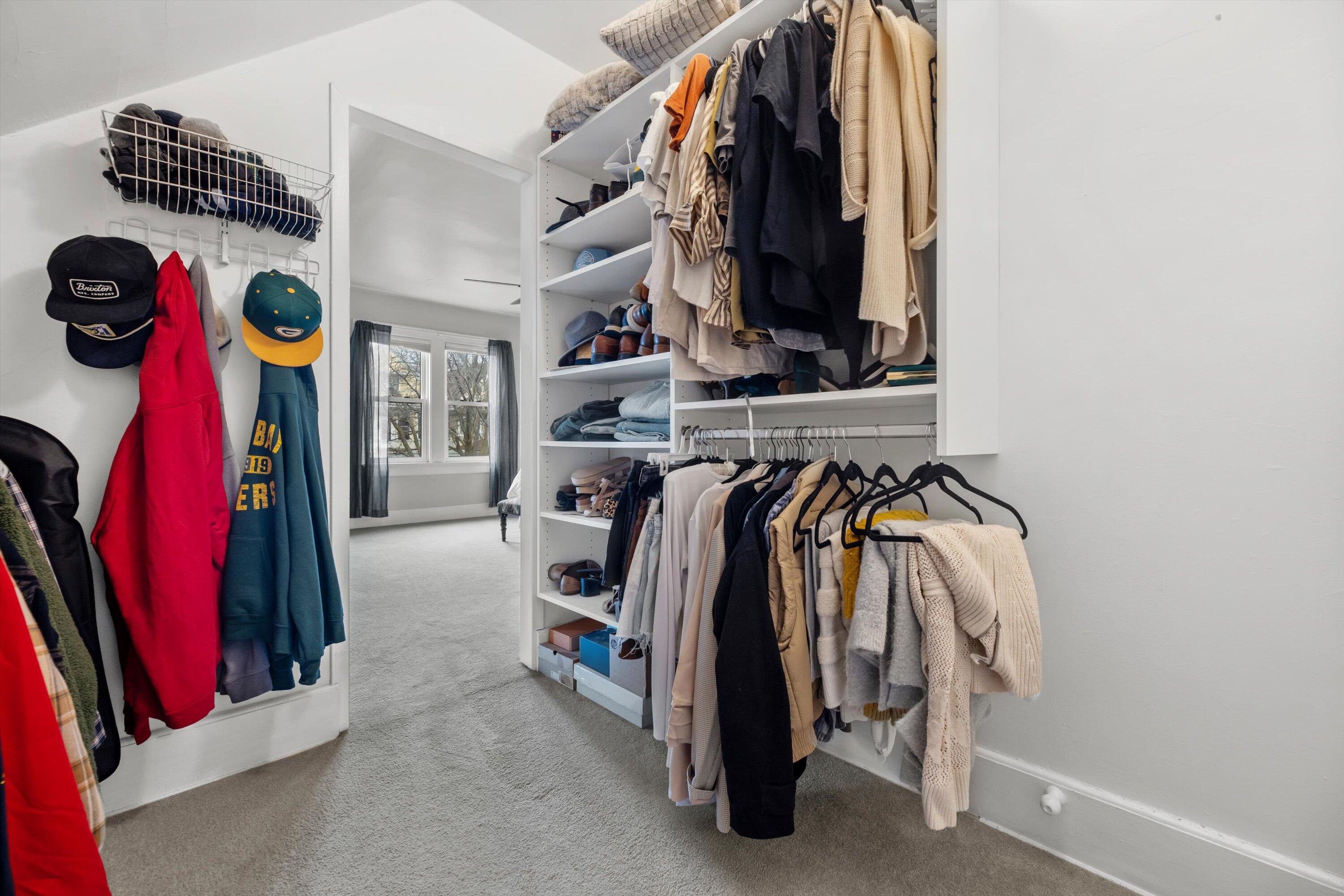 615 East Otjen Street Milwaukee, WI 53207 - Photo 33 of 63 Upper Level