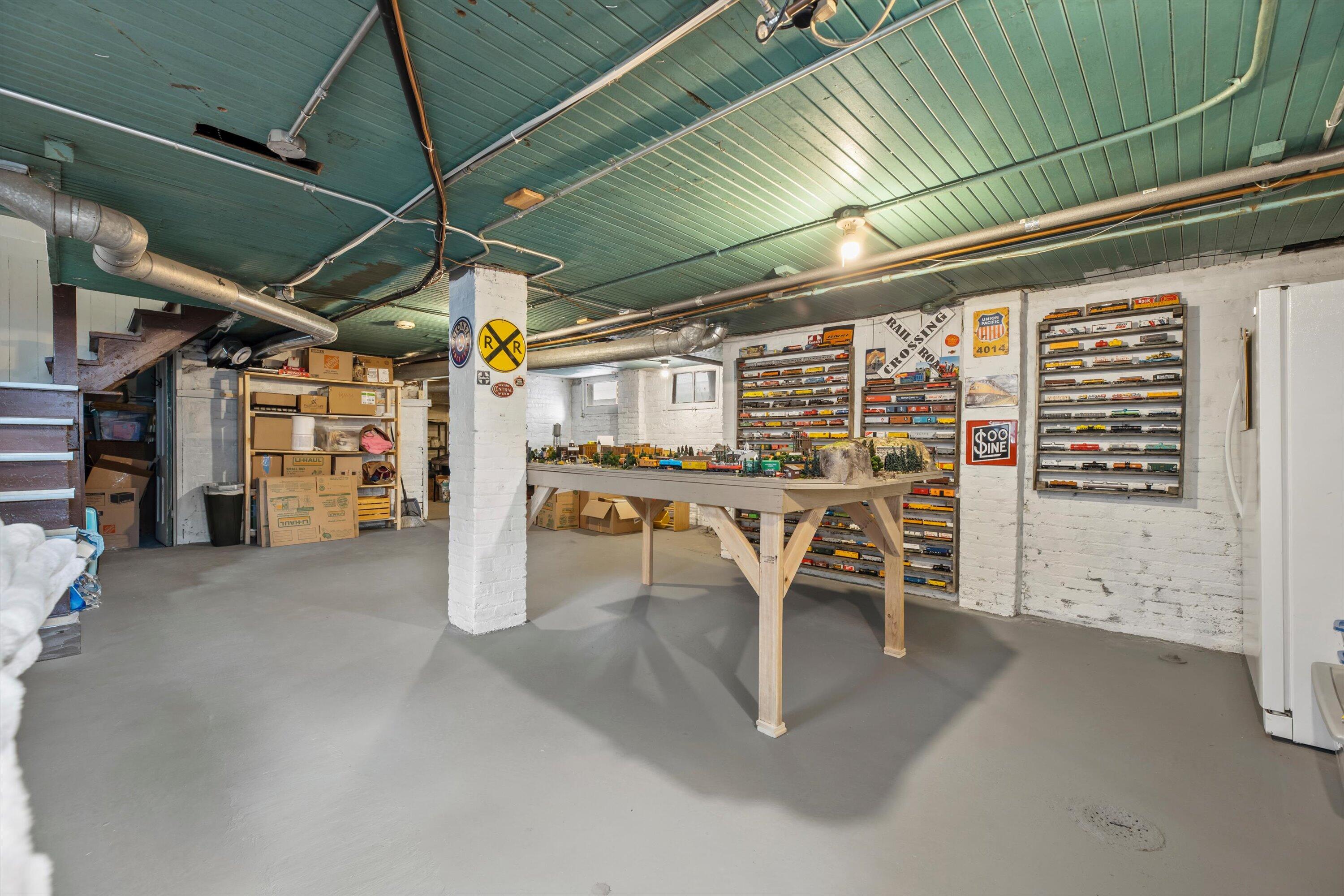 615 East Otjen Street Milwaukee, WI 53207 - Photo 44 of 63 Walk-out Basement, ample storage space