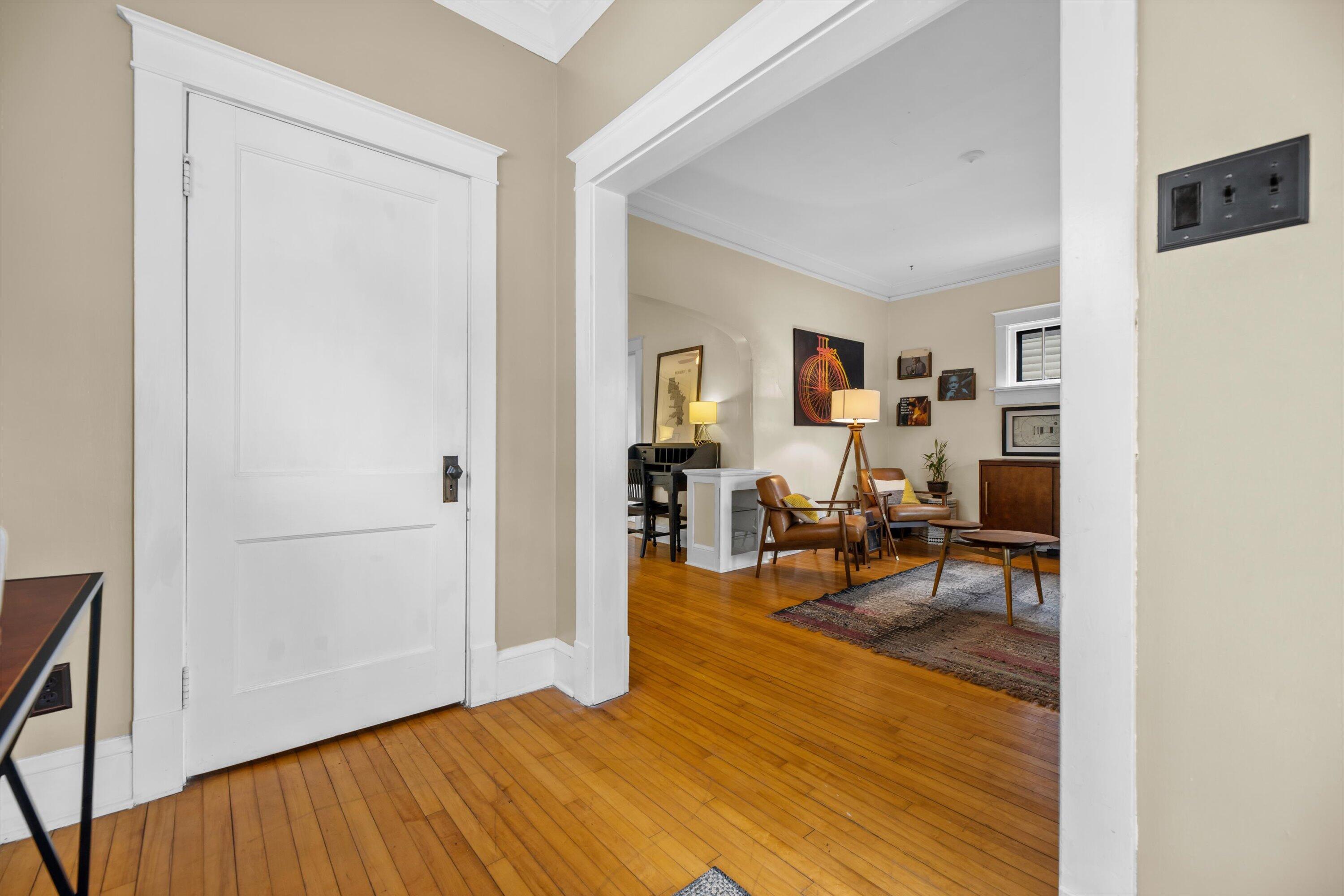 615 East Otjen Street Milwaukee, WI 53207 - Photo 5 of 63 Foyer with Hardwood Floors