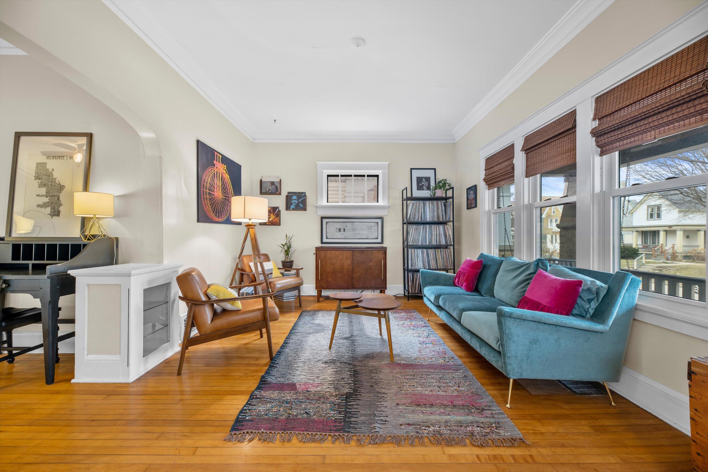 615 East Otjen Street Milwaukee, WI 53207 - Photo 6 of 63 Living Room with Hardwood Floors