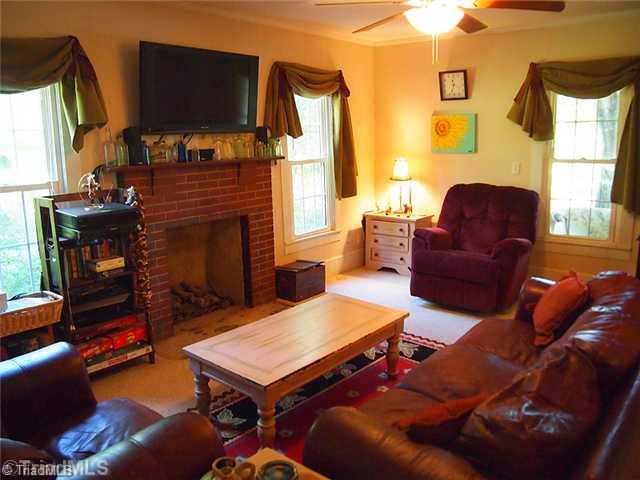 1735 Wicker Lovell Road Randleman, NC 27317 - Photo 3 of 16 Living Room.
