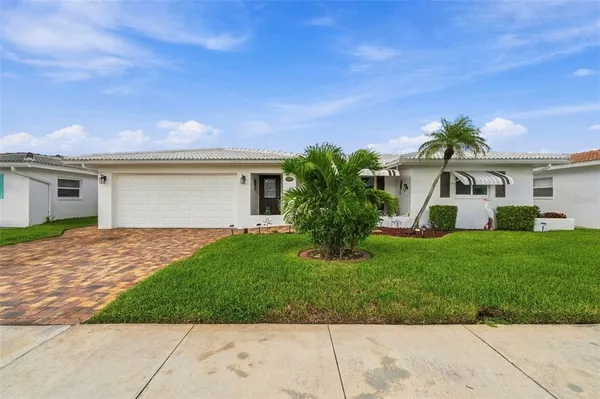 $399,900 | 3659 100th Terrace North, Unit 4, Pinellas Park, FL 33782