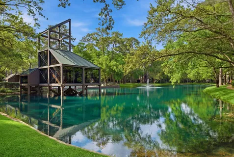 $315,000 | 160 Litchfield Lane, Houston, TX 77024