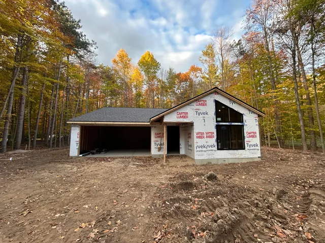 $495,000 | 12745 Austrian Drive, Grant, MI 49327