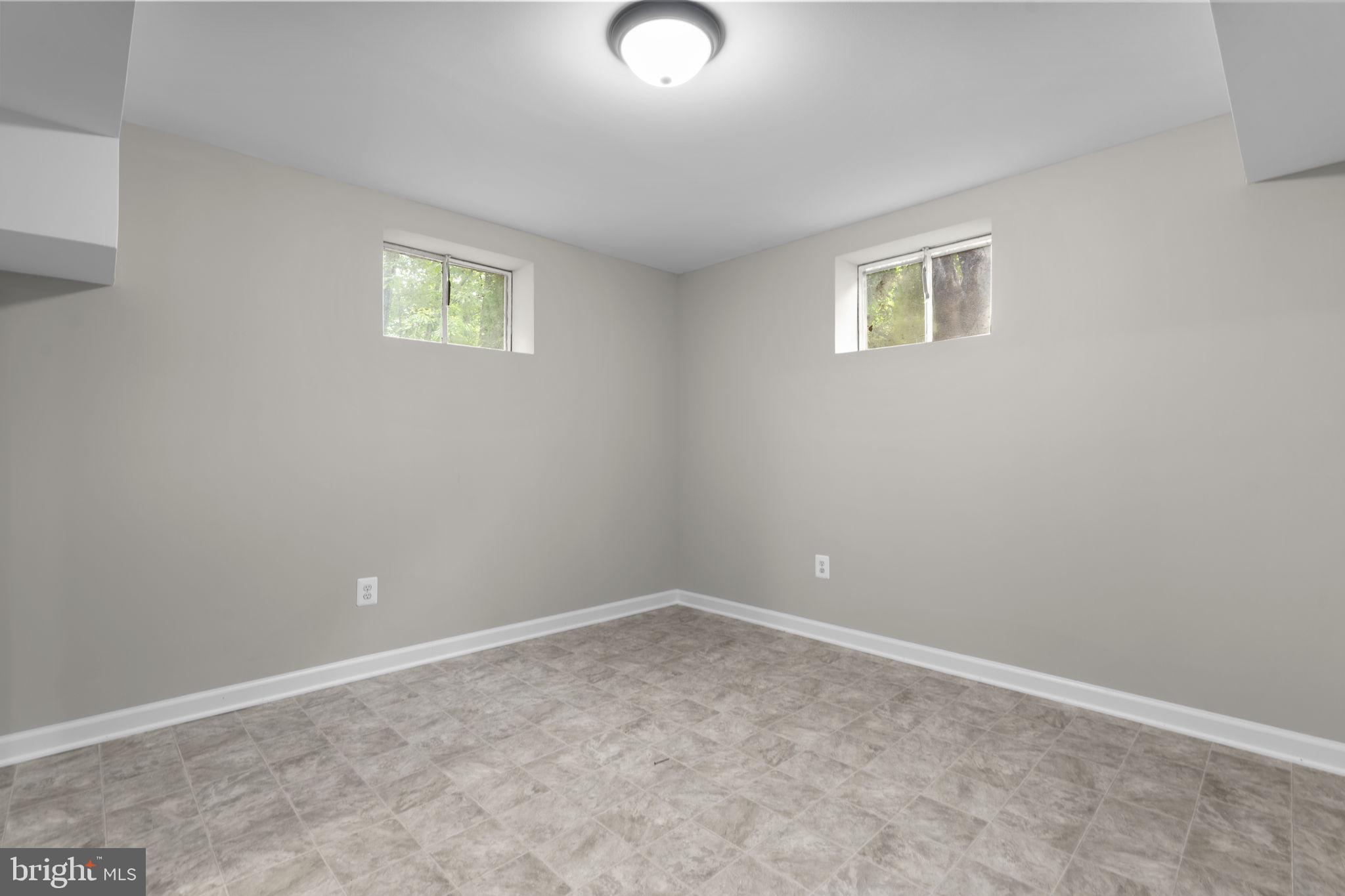 1585 Kimblewick Road Potomac, MD 20854 - Photo 55 of 60