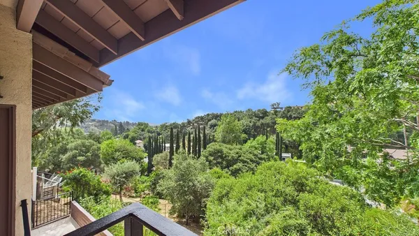 $2,199,000 | 1310 Imperial Drive, Glendale, CA 91207