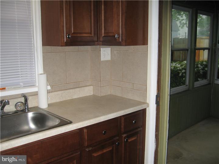 1005 Lamb Road Secane, PA 19018 - Photo 5 of 8 Kitchen