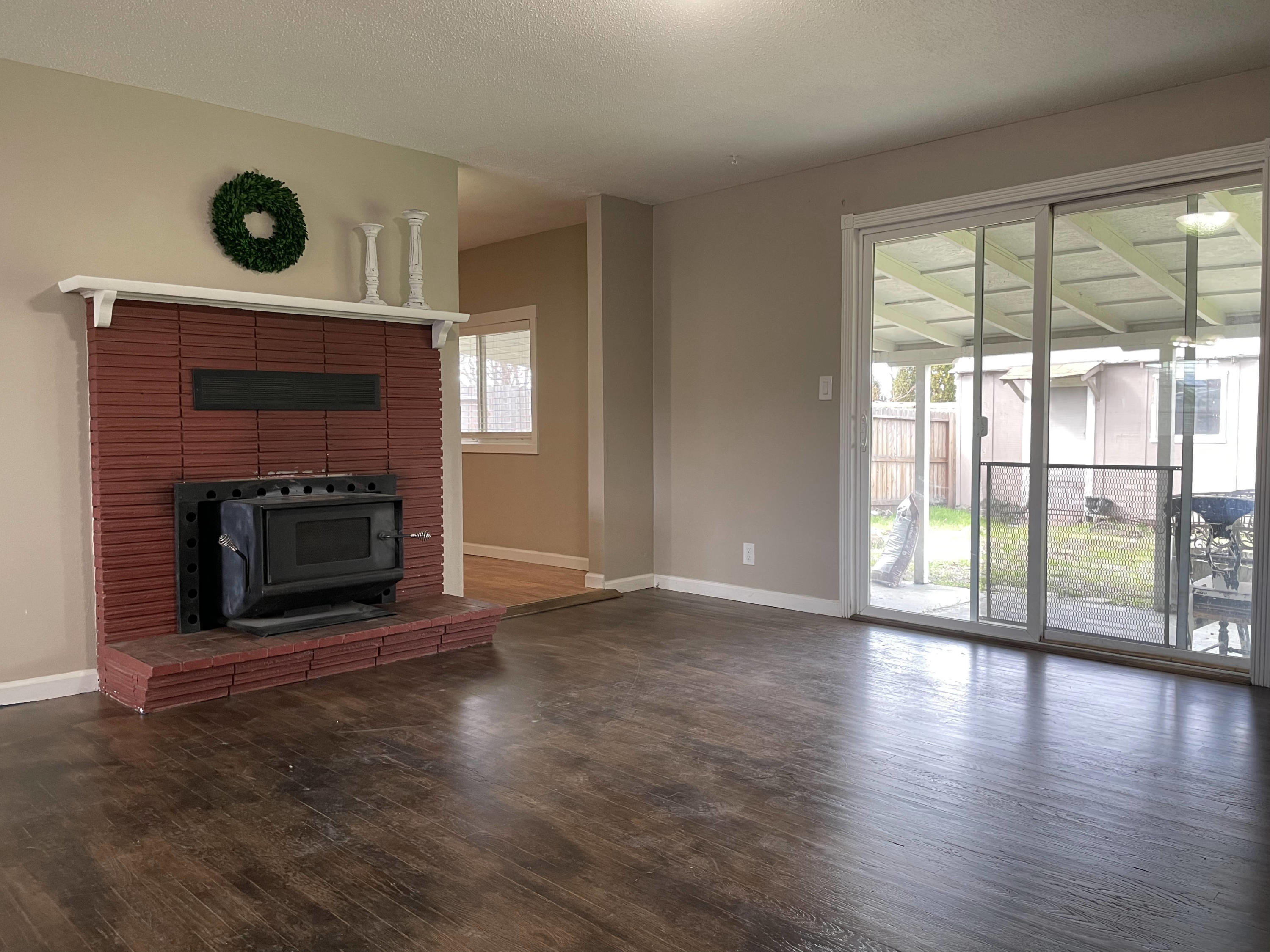 8043 Division Road White City, OR 97503 - Photo 10 of 39 IMG_1590_2