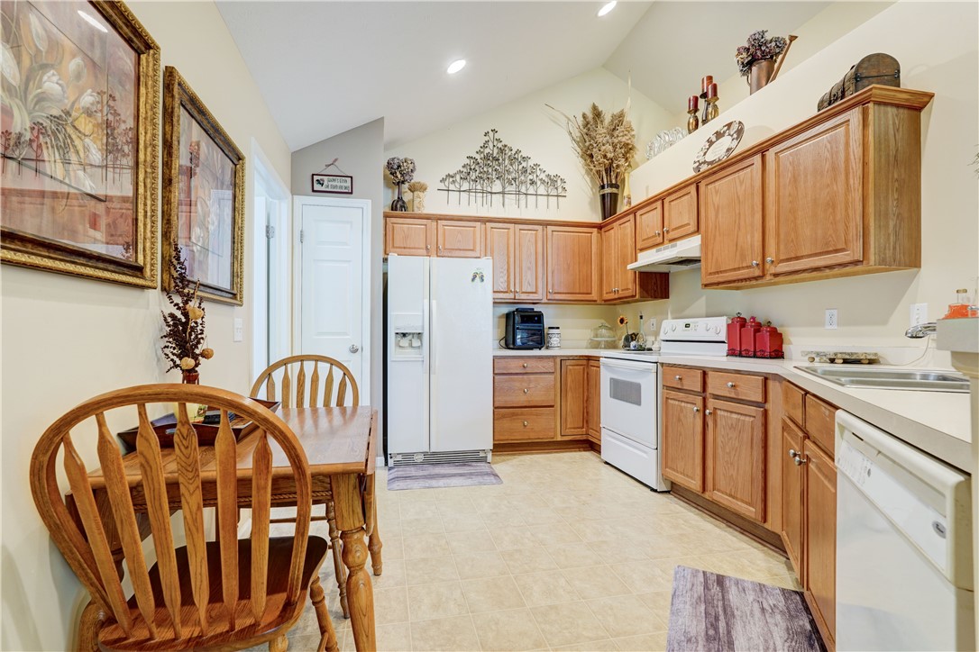139 Maple Center Road Greece, NY 14468 - Photo 19 of 45