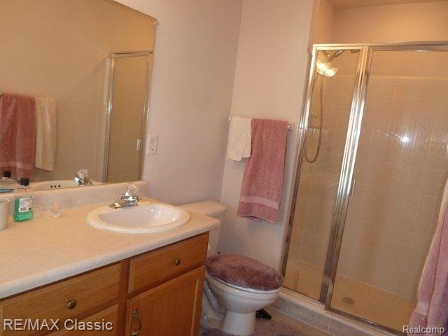41654 Mitchell Road, Unit 52 Novi, MI 48377 - Photo 18 of 23 MASTER BATH
