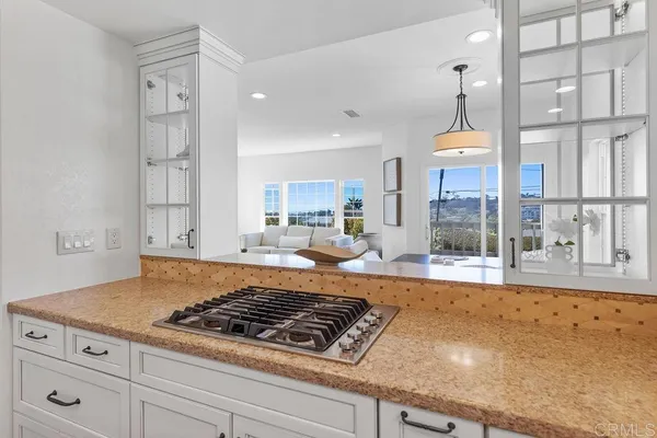 $5,700 | 822 Ida Avenue, Solana Beach, CA 92075