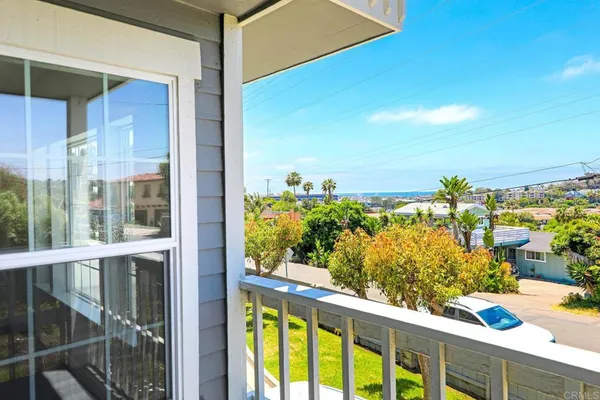 $5,700 | 822 Ida Avenue, Solana Beach, CA 92075