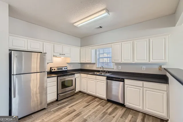 $1,600 | 11381 Michelle Way, Hampton, GA 30228