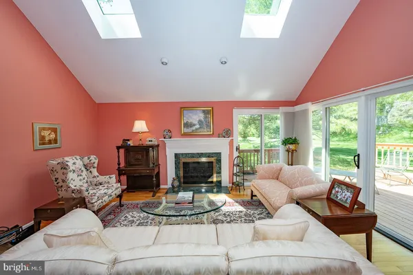 $769,900 | 471 Chandlee Drive, Berwyn, PA 19312