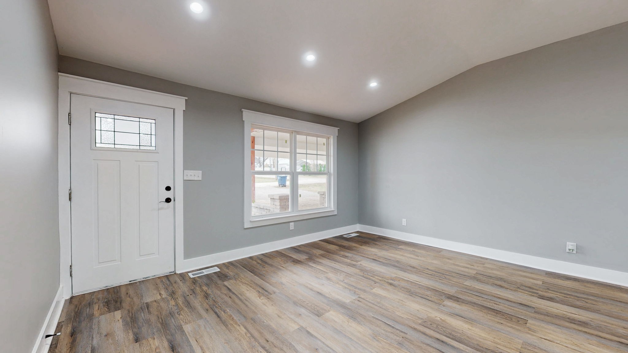 108 Decatur Street Shelbyville, TN 37160 - Photo 8 of 29