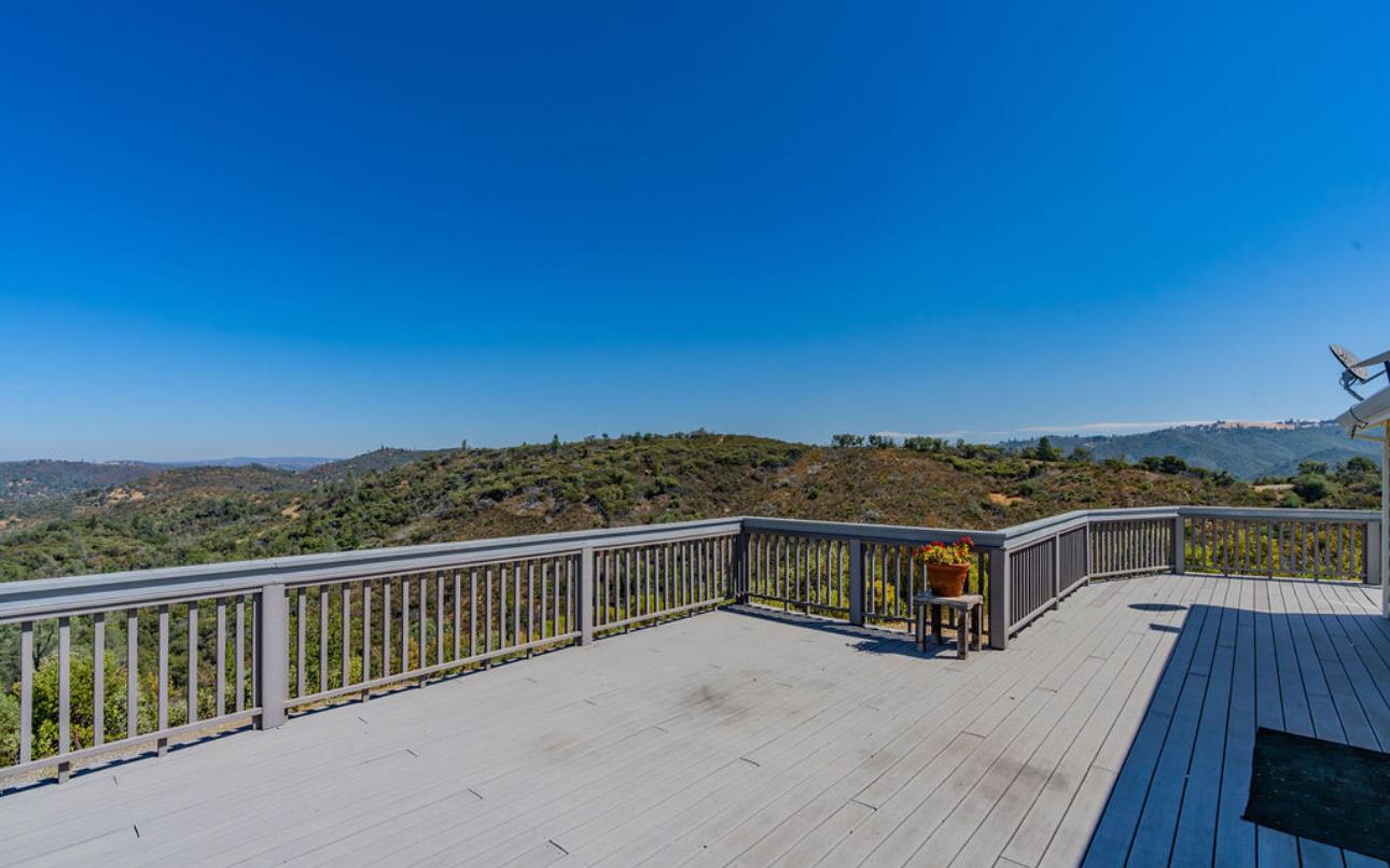 3155 Hawver Road San Andreas, CA 95249 - Photo 28 of 62 a view of a city and a mountain view